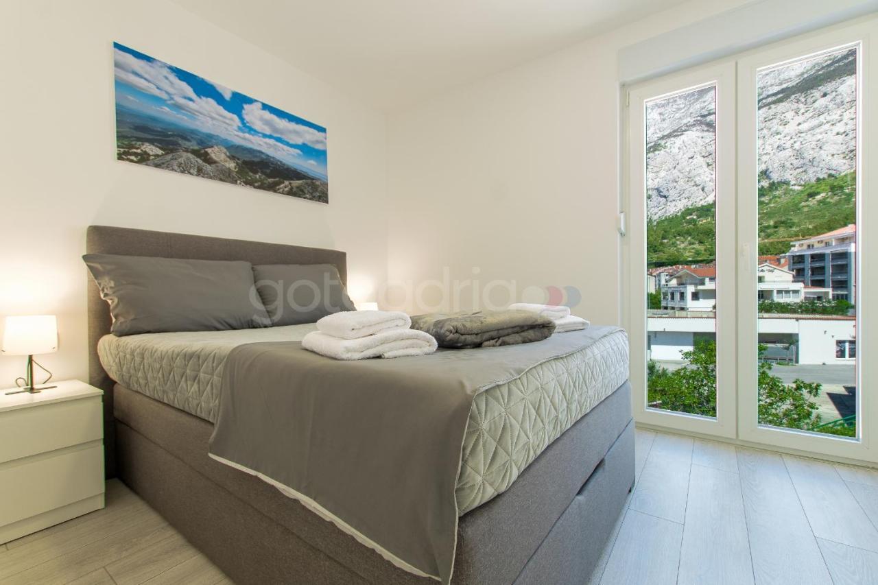Luxury Sea View Apartment Vida Макарська Екстер'єр фото