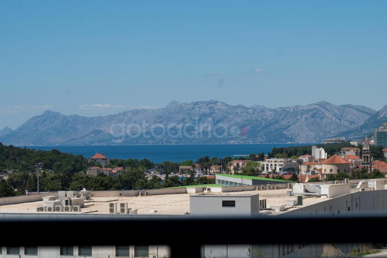 Luxury Sea View Apartment Vida Макарська Екстер'єр фото