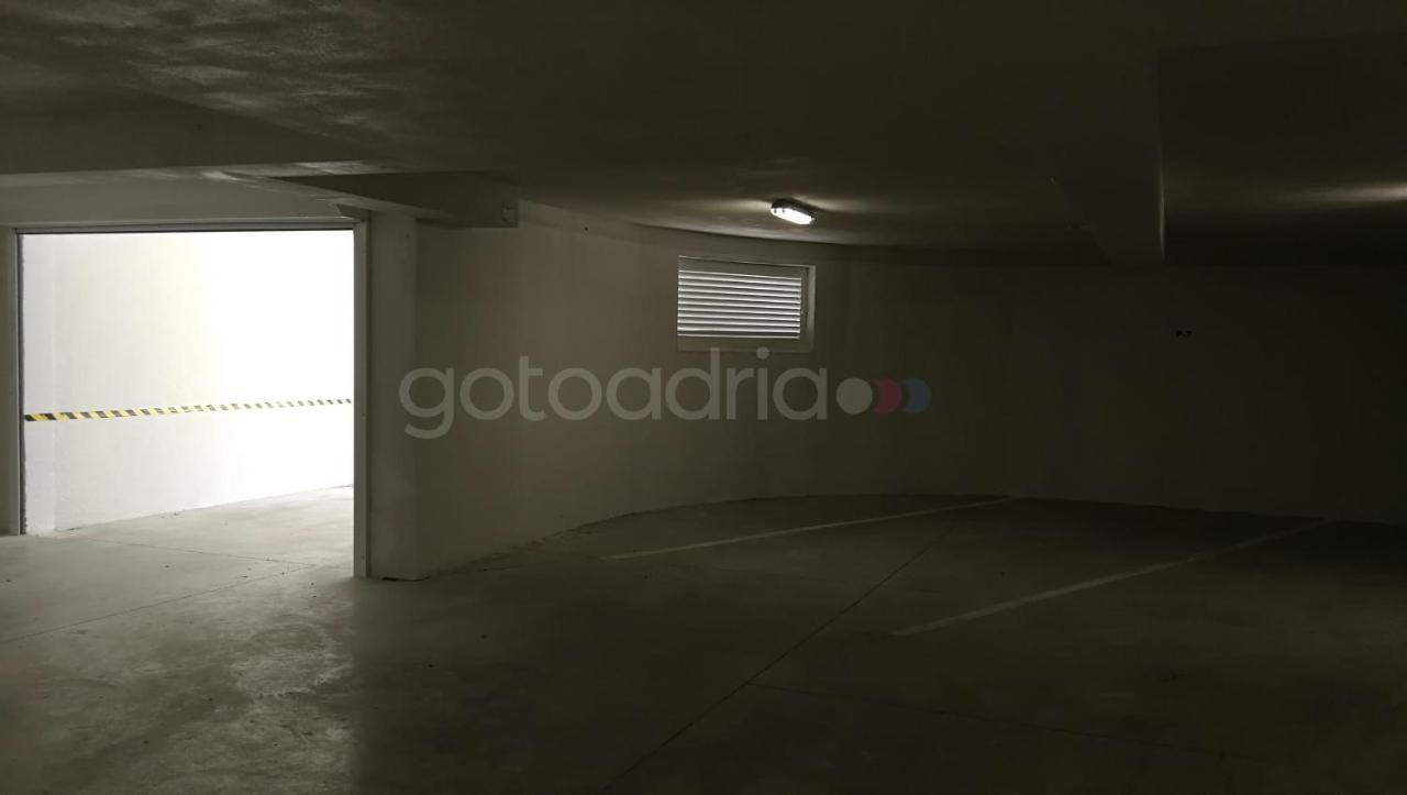 Luxury Sea View Apartment Vida Макарська Екстер'єр фото