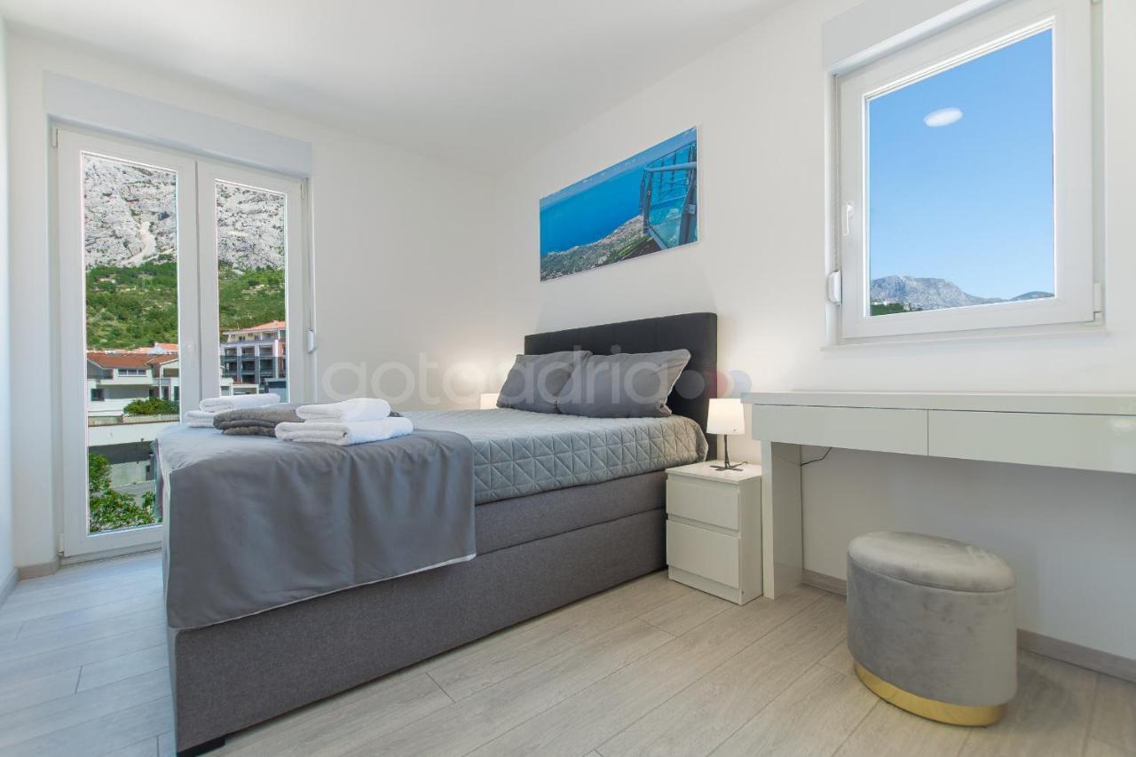 Luxury Sea View Apartment Vida Макарська Екстер'єр фото